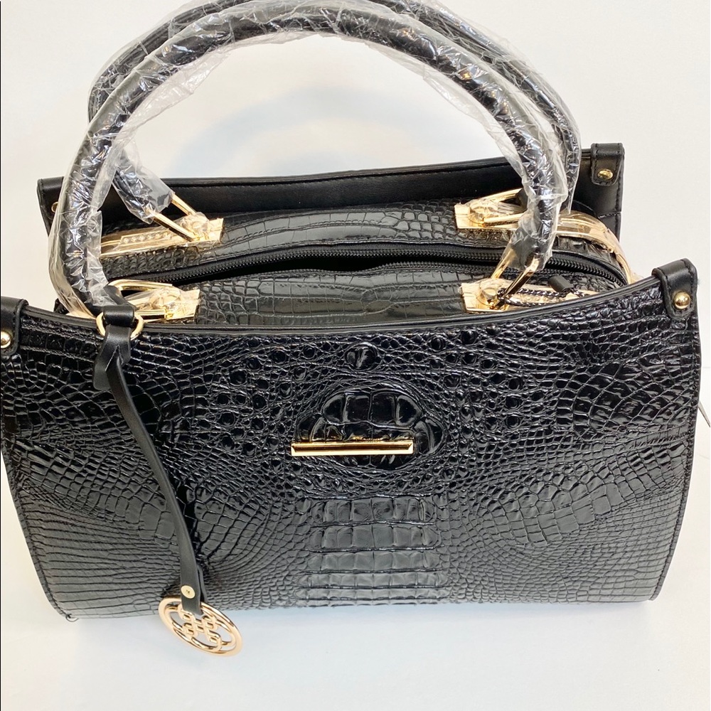 Women’s Faux Leather Bag